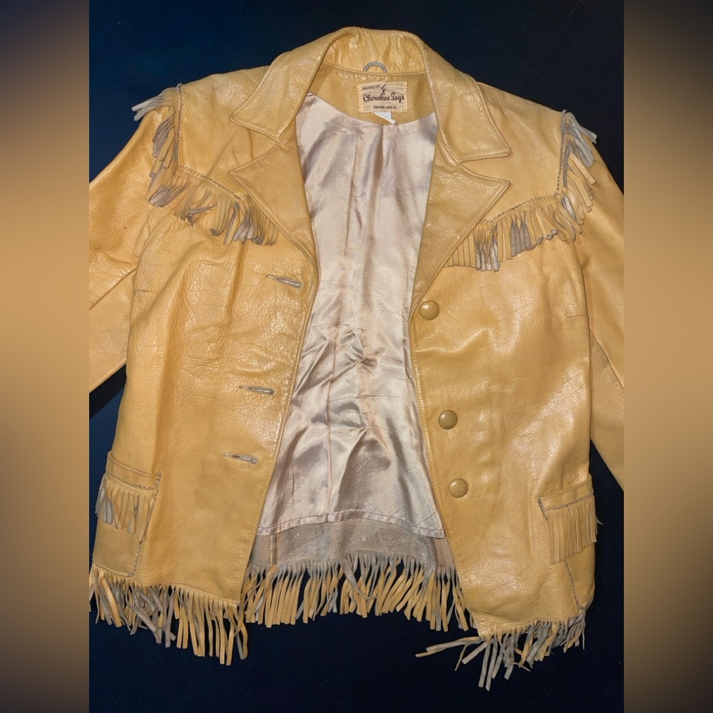 1950s-60s Vintage Cherokee Tan/Mustard Leather Jacket with Fringe - Picture 2 of 11